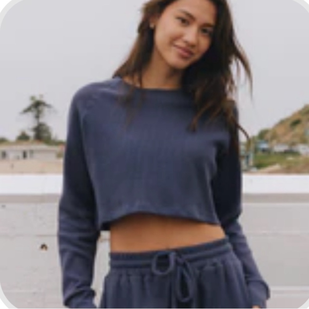 Daily drills cropped thermal  - navy - size M/L